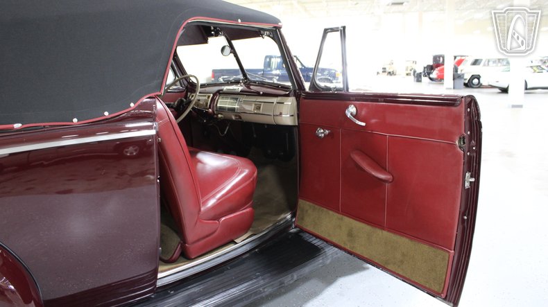 1940 Ford Super Deluxe 111
