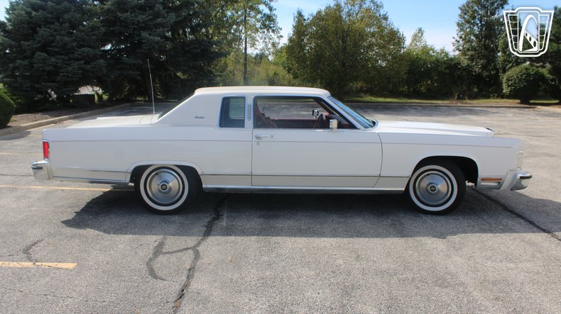 1979 Lincoln Continental 32