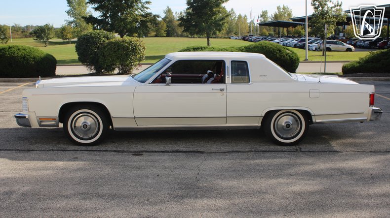1979 Lincoln Continental 209