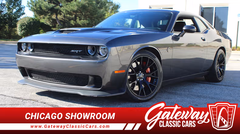 2015 Dodge Challenger first image