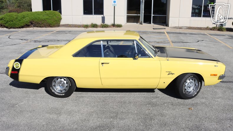 1972 Dodge Dart Swinger 23
