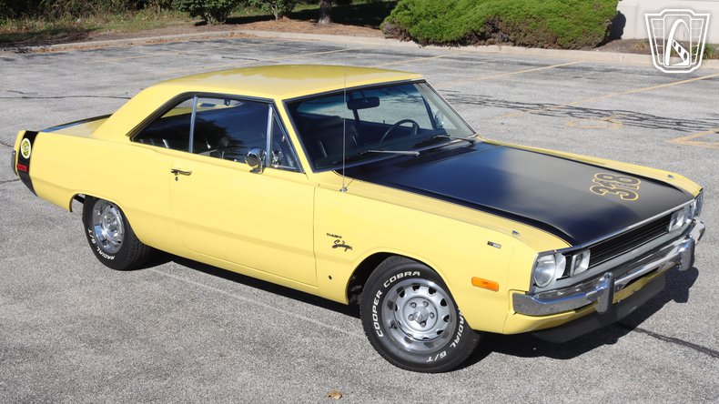 1972 Dodge Dart Swinger 26