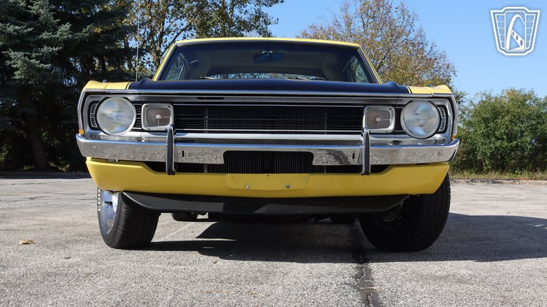 1972 Dodge Dart Swinger 29