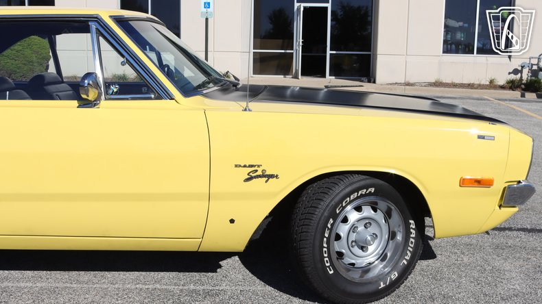 1972 Dodge Dart Swinger 40