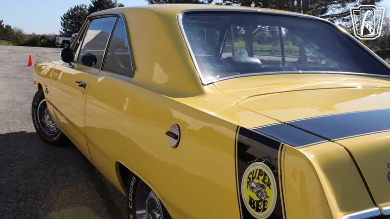 1972 Dodge Dart Swinger 45