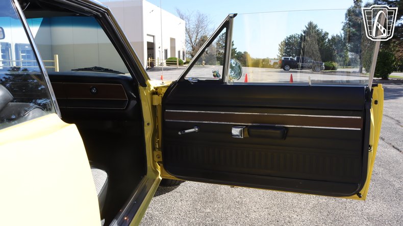 1972 Dodge Dart Swinger 58