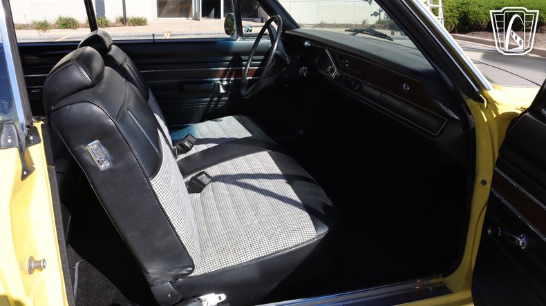 1972 Dodge Dart Swinger 55