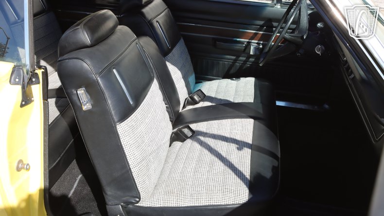 1972 Dodge Dart Swinger 60