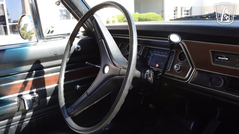 1972 Dodge Dart Swinger 66