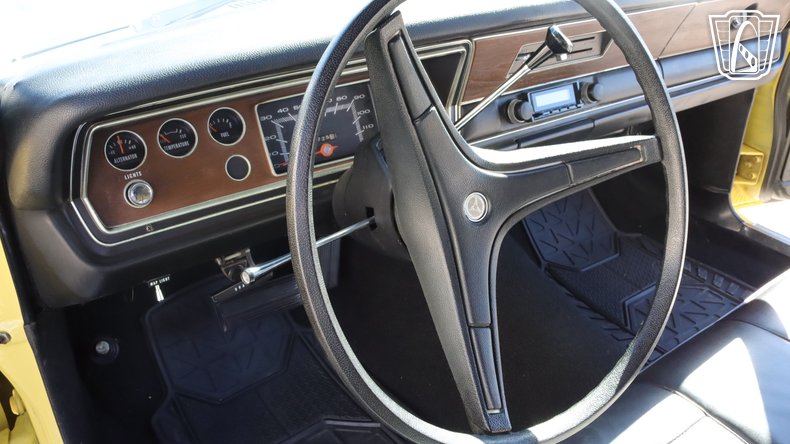 1972 Dodge Dart Swinger 74
