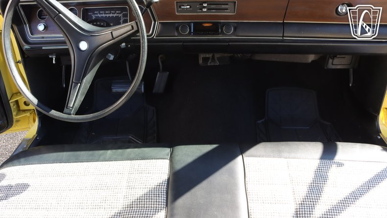 1972 Dodge Dart Swinger 89