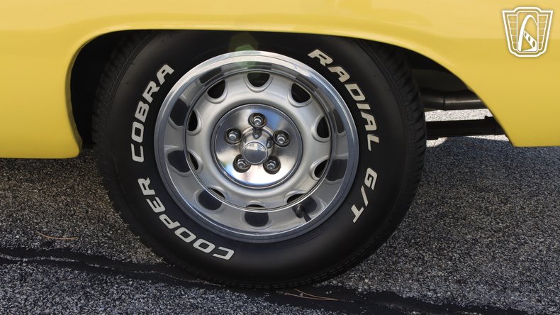 1972 Dodge Dart Swinger 102