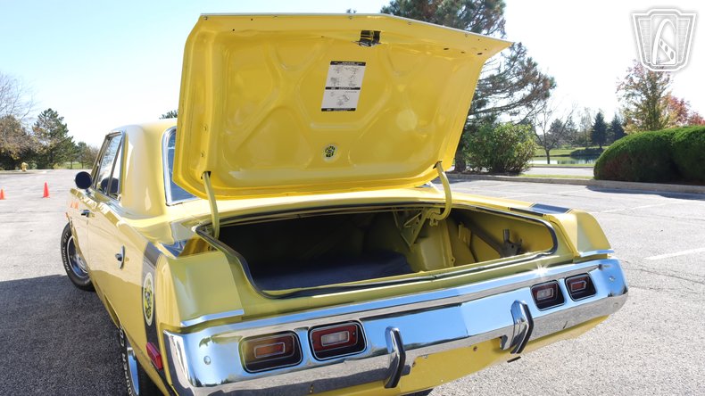 1972 Dodge Dart Swinger 114