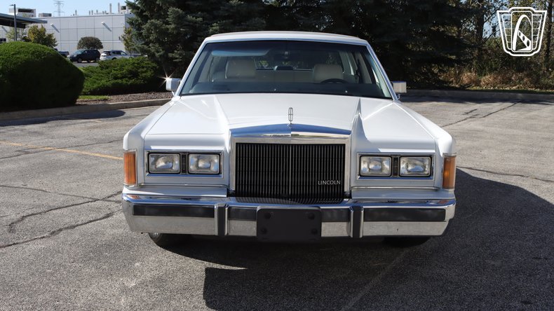 1989 Lincoln Town Car 6
