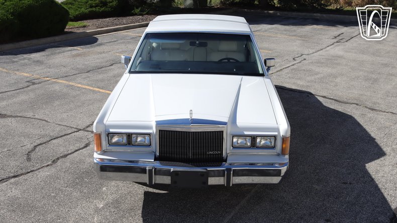 1989 Lincoln Town Car 29