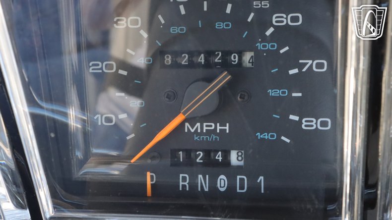 1989 Lincoln Town Car 65