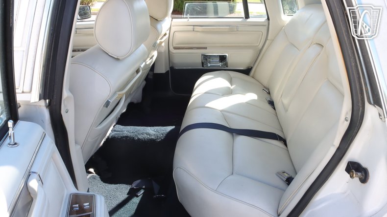 1989 Lincoln Town Car 79
