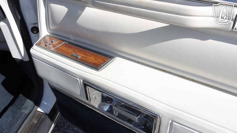 1989 Lincoln Town Car 96