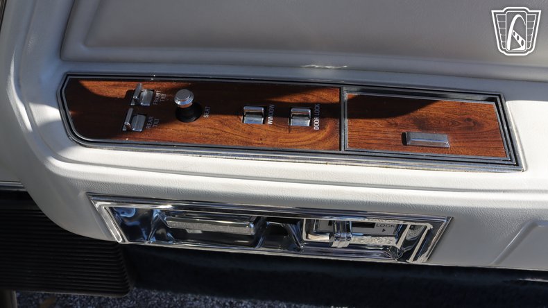 1989 Lincoln Town Car 99