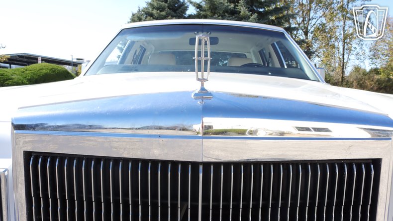 1989 Lincoln Town Car 121