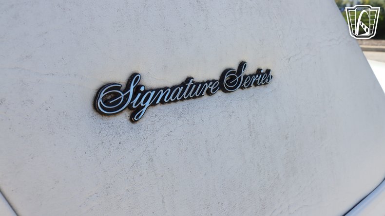 1989 Lincoln Town Car 127