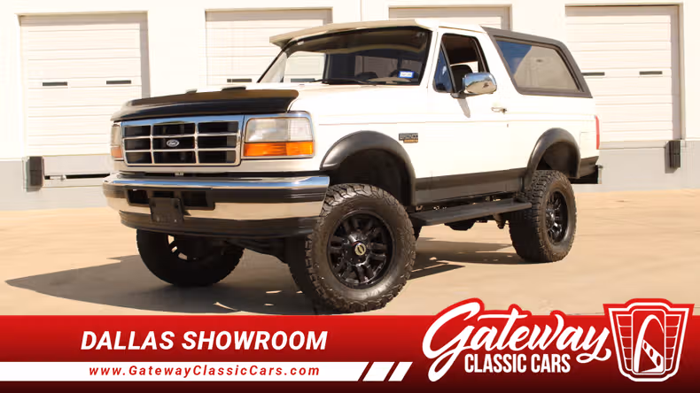 1995 Ford Bronco first image