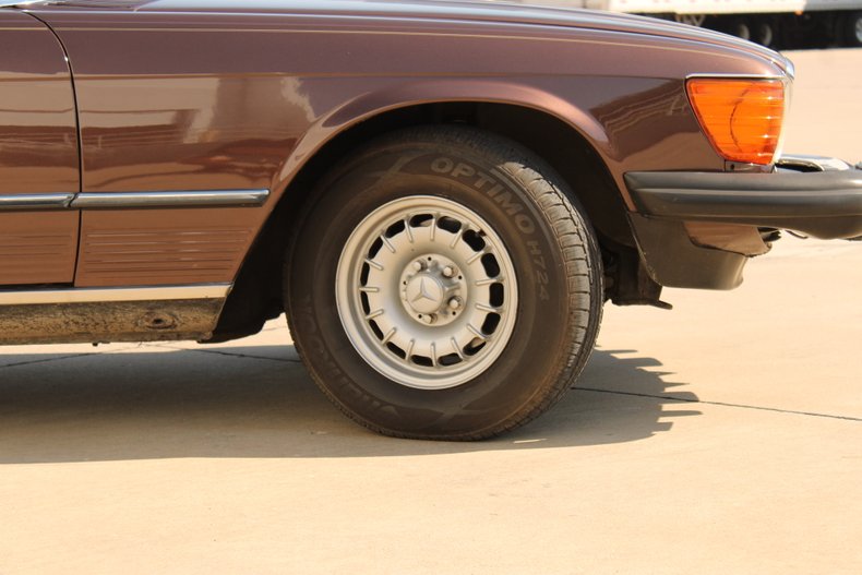 1980 Mercedes-Benz 450SL 35