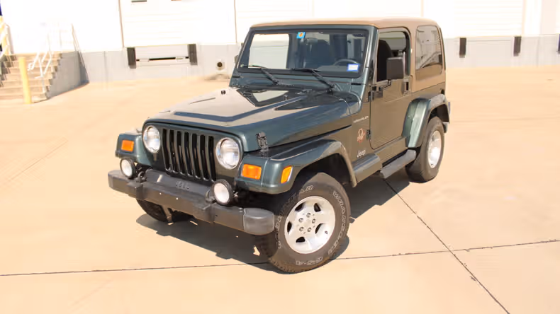2002 Jeep Wrangler second image