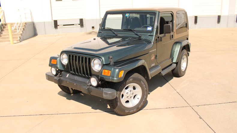 2002 Jeep Wrangler 2