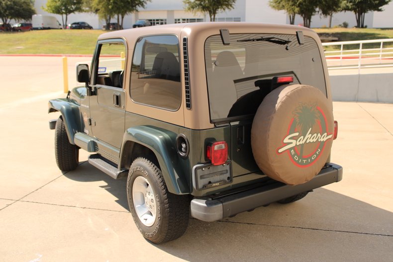 2002 Jeep Wrangler 8