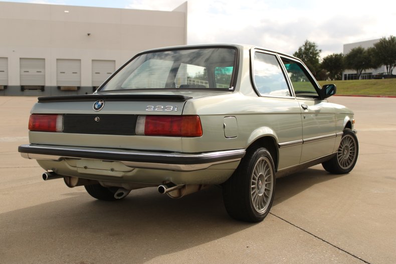 1983 BMW 323i 15