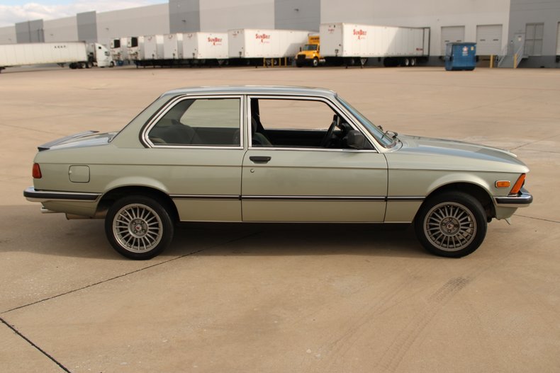 1983 BMW 323i 17