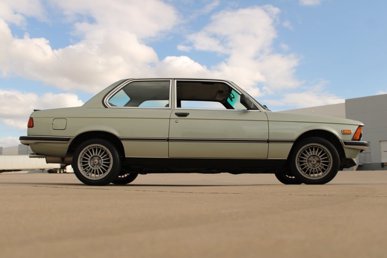 1983 BMW 323i 19