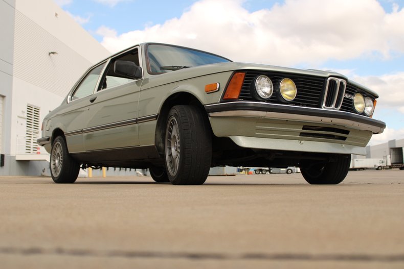 1983 BMW 323i 22