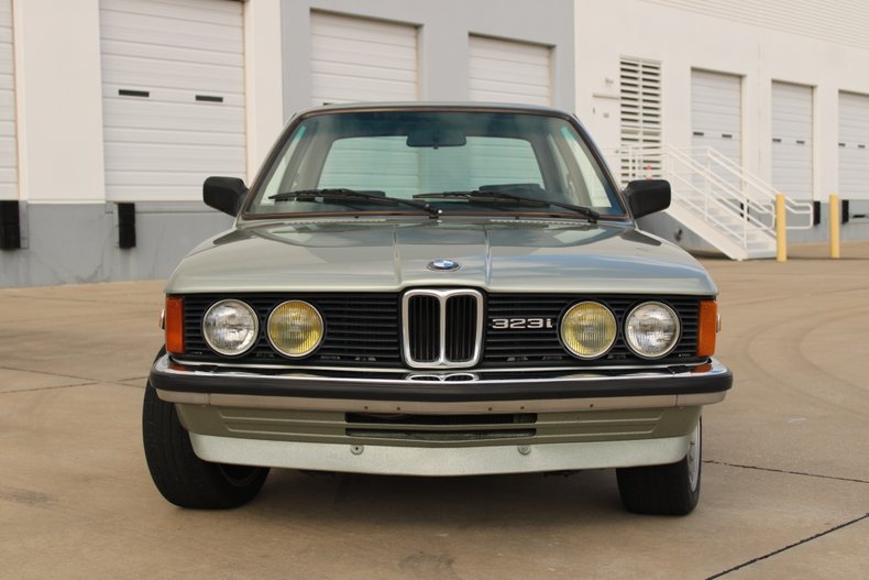 1983 BMW 323i 24