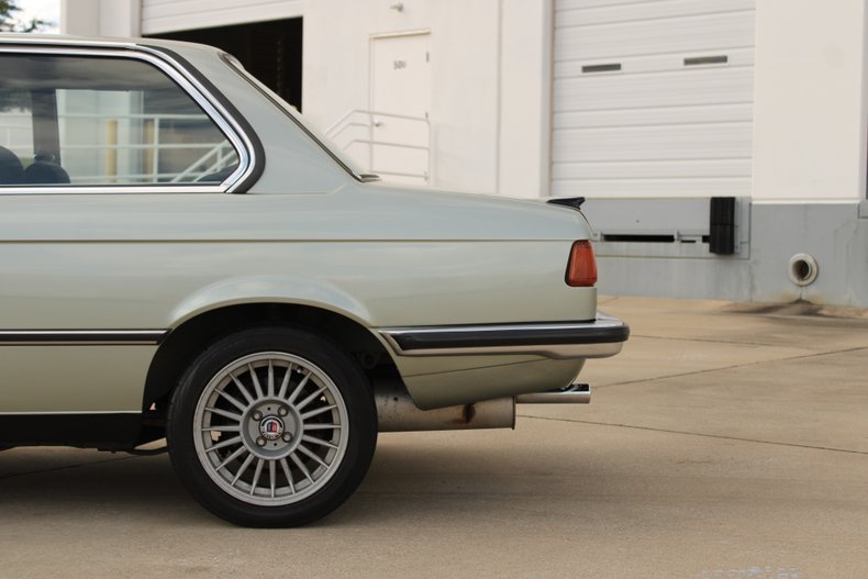 1983 BMW 323i 29