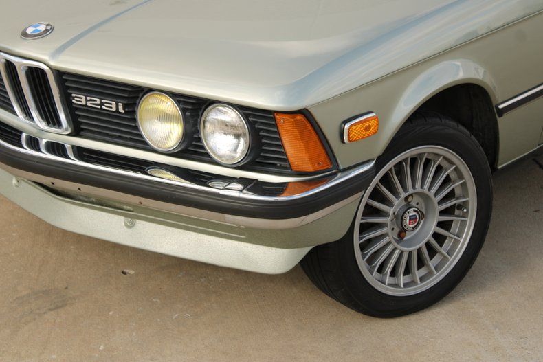 1983 BMW 323i 52