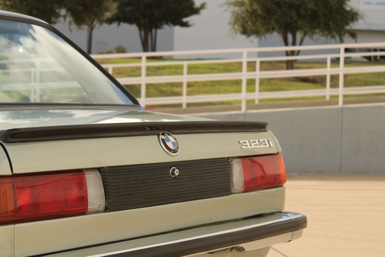 1983 BMW 323i 58