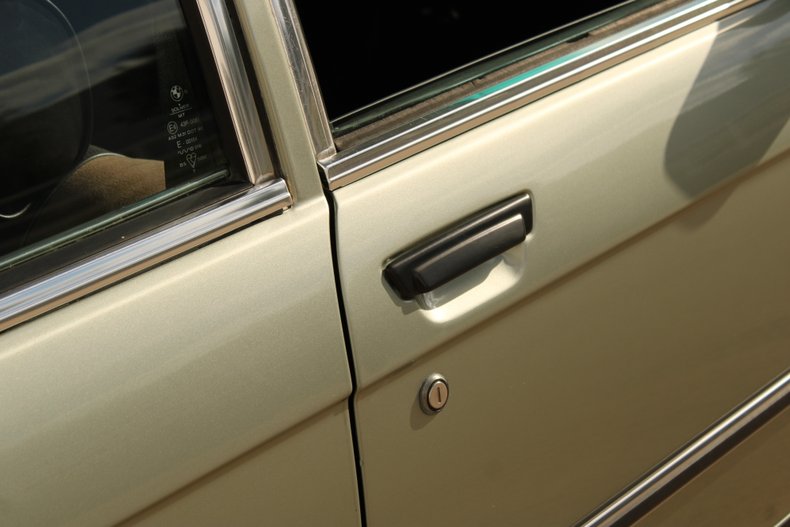 1983 BMW 323i 64