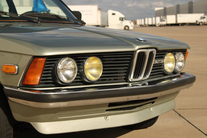 1983 BMW 323i 68