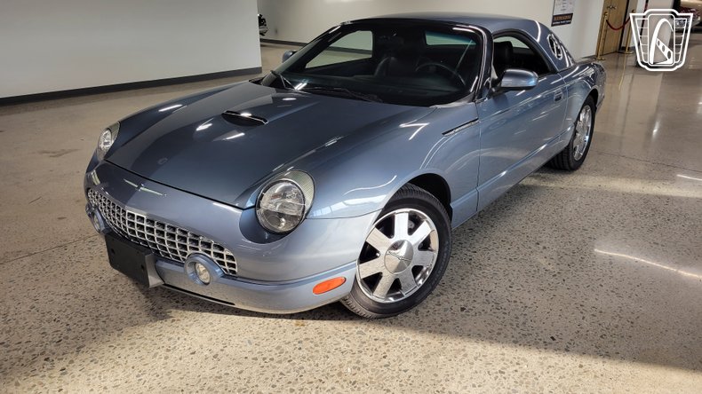 2005 Ford Thunderbird 20