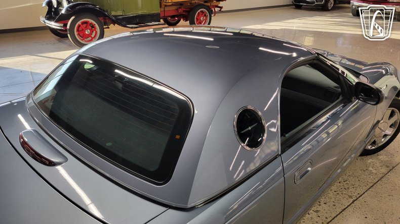 2005 Ford Thunderbird 56