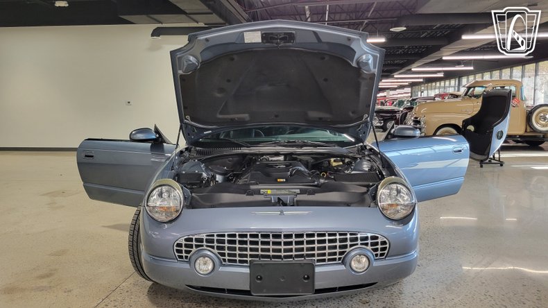 2005 Ford Thunderbird 115