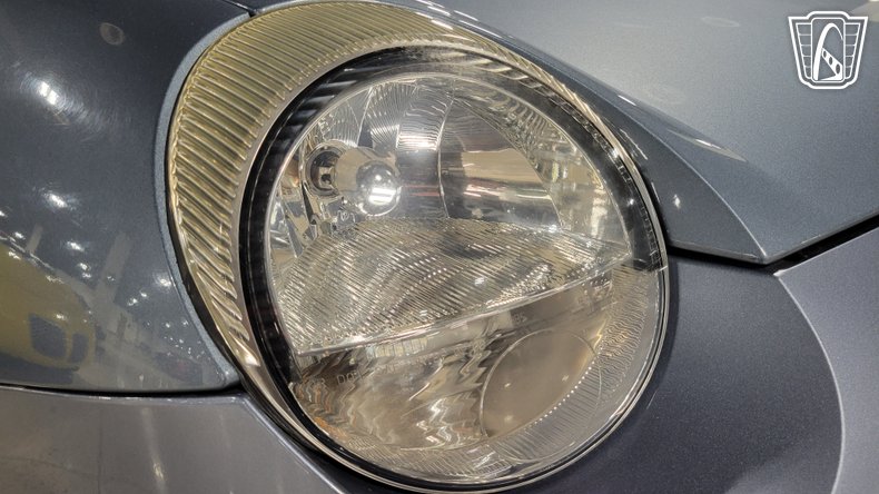 2005 Ford Thunderbird 128