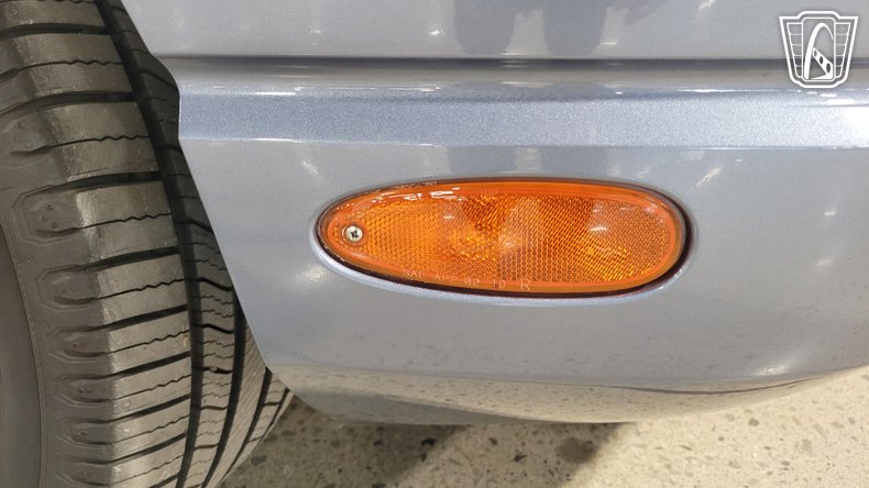 2005 Ford Thunderbird 127