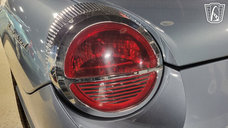 2005 Ford Thunderbird 142