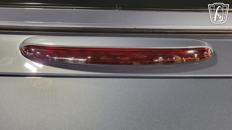 2005 Ford Thunderbird 143