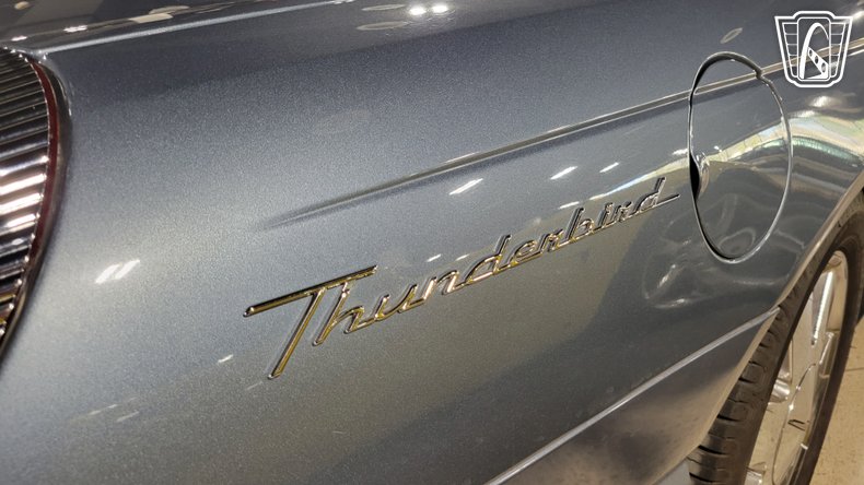 2005 Ford Thunderbird 148