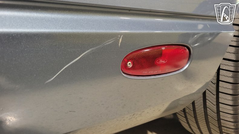 2005 Ford Thunderbird 147