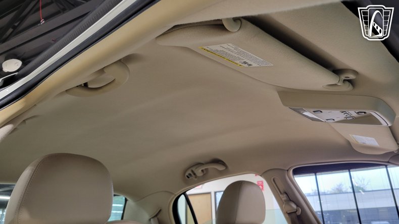 2005 Lincoln Town Car 127